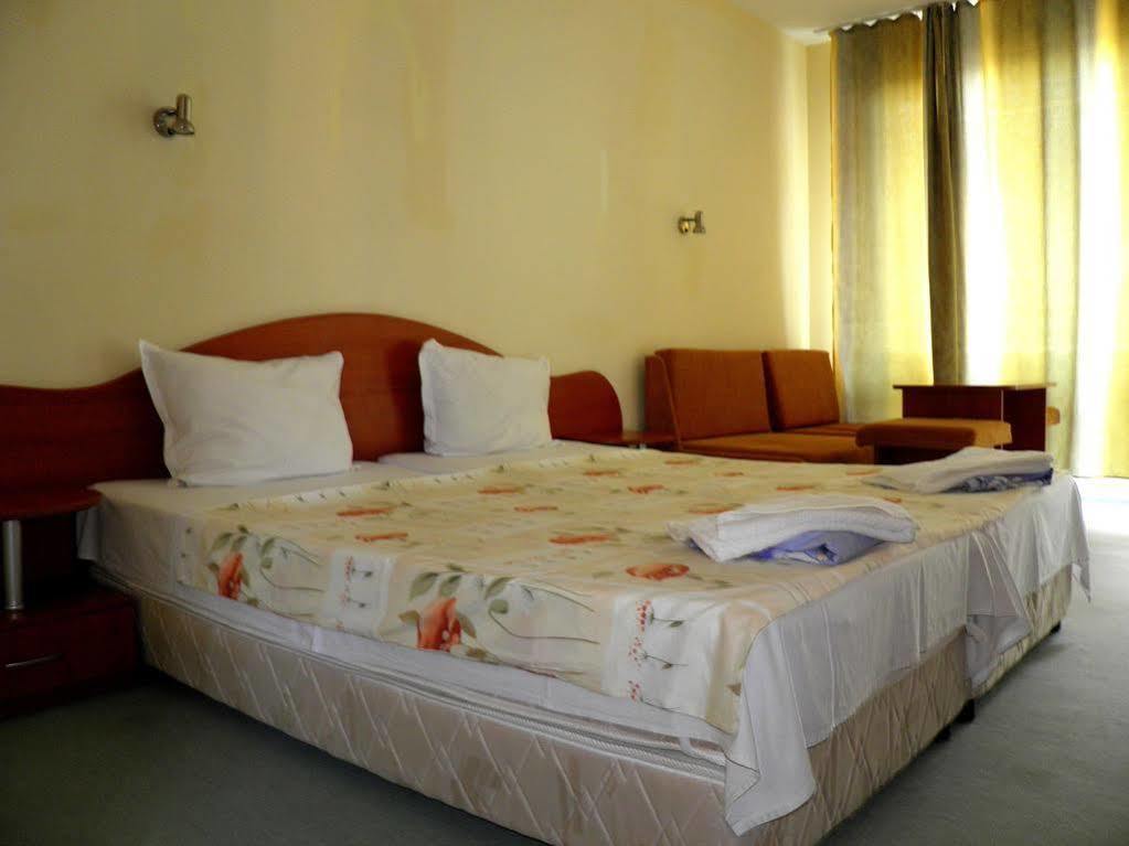 Hotel Elmaz Lozenets Bagian luar foto
