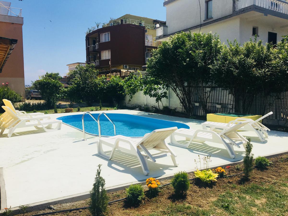 Hotel Elmaz Lozenets Bagian luar foto